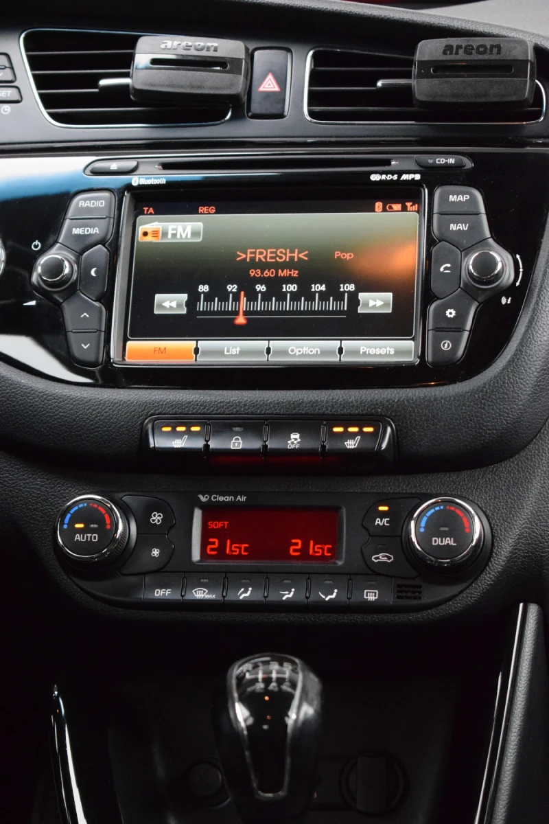 Kia Ceed 1.6, снимка 13 - Автомобили и джипове - 53415472