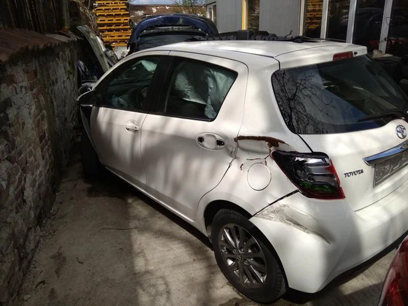 Toyota Yaris, снимка 2 - Автомобили и джипове - 30509684