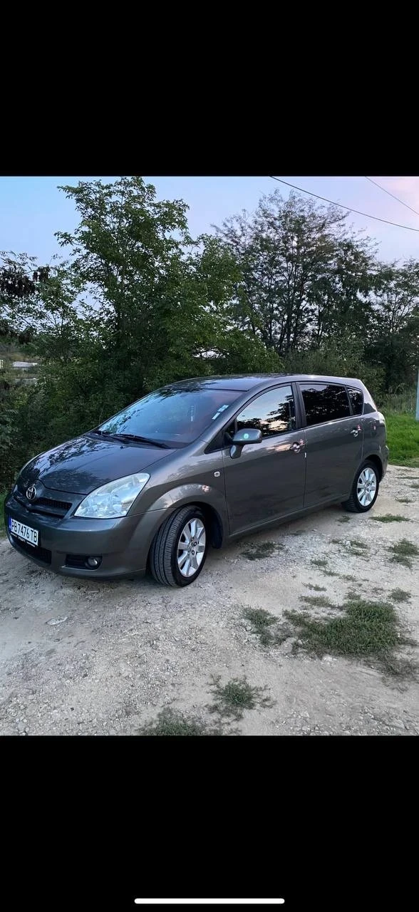 Toyota Corolla verso, снимка 3 - Автомобили и джипове - 54140643