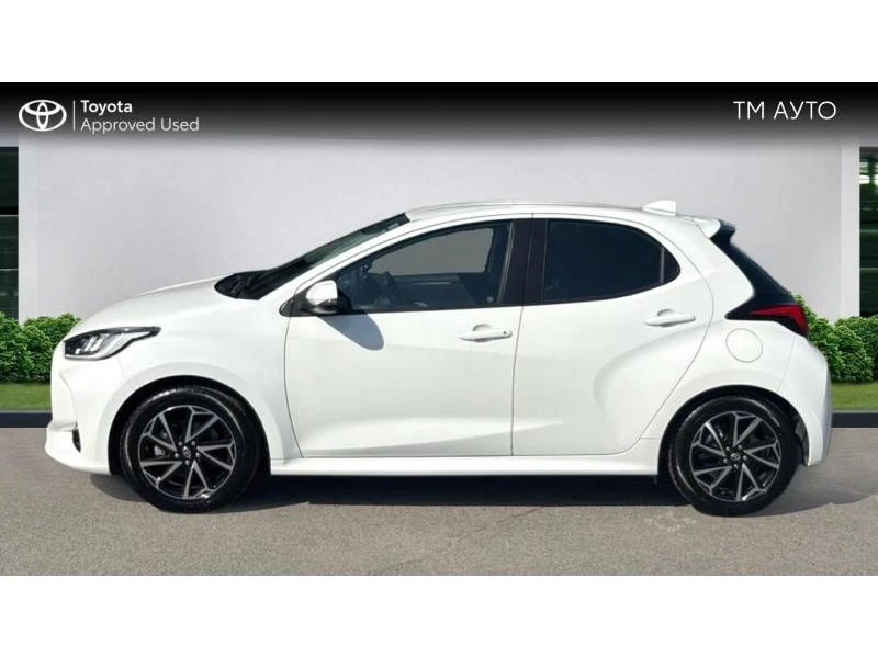 Toyota Yaris 1.5HSD TREND, снимка 3 - Автомобили и джипове - 56304364