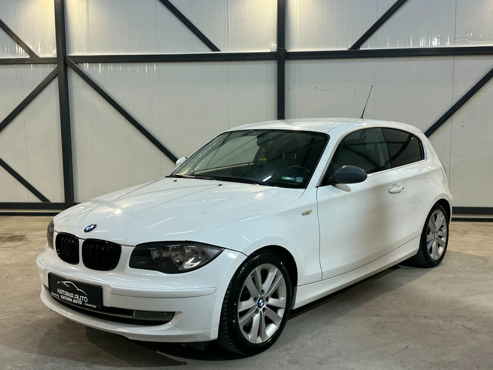 BMW 123 * 204 К.С.* ОБСЛУЖЕНА* РЕГИСТРИРАНА*  , снимка 1