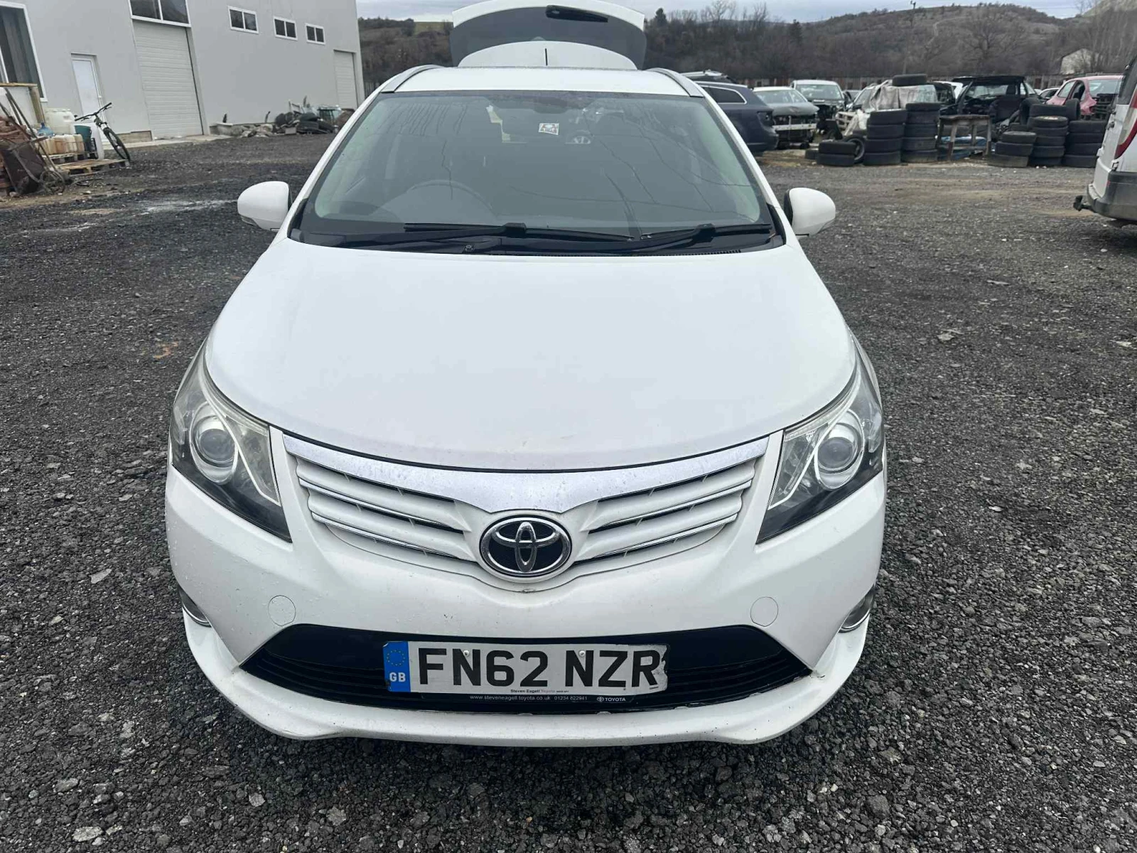 Toyota Avensis 2.0 124кс 2012г Facelift  Навигация - изображение 6