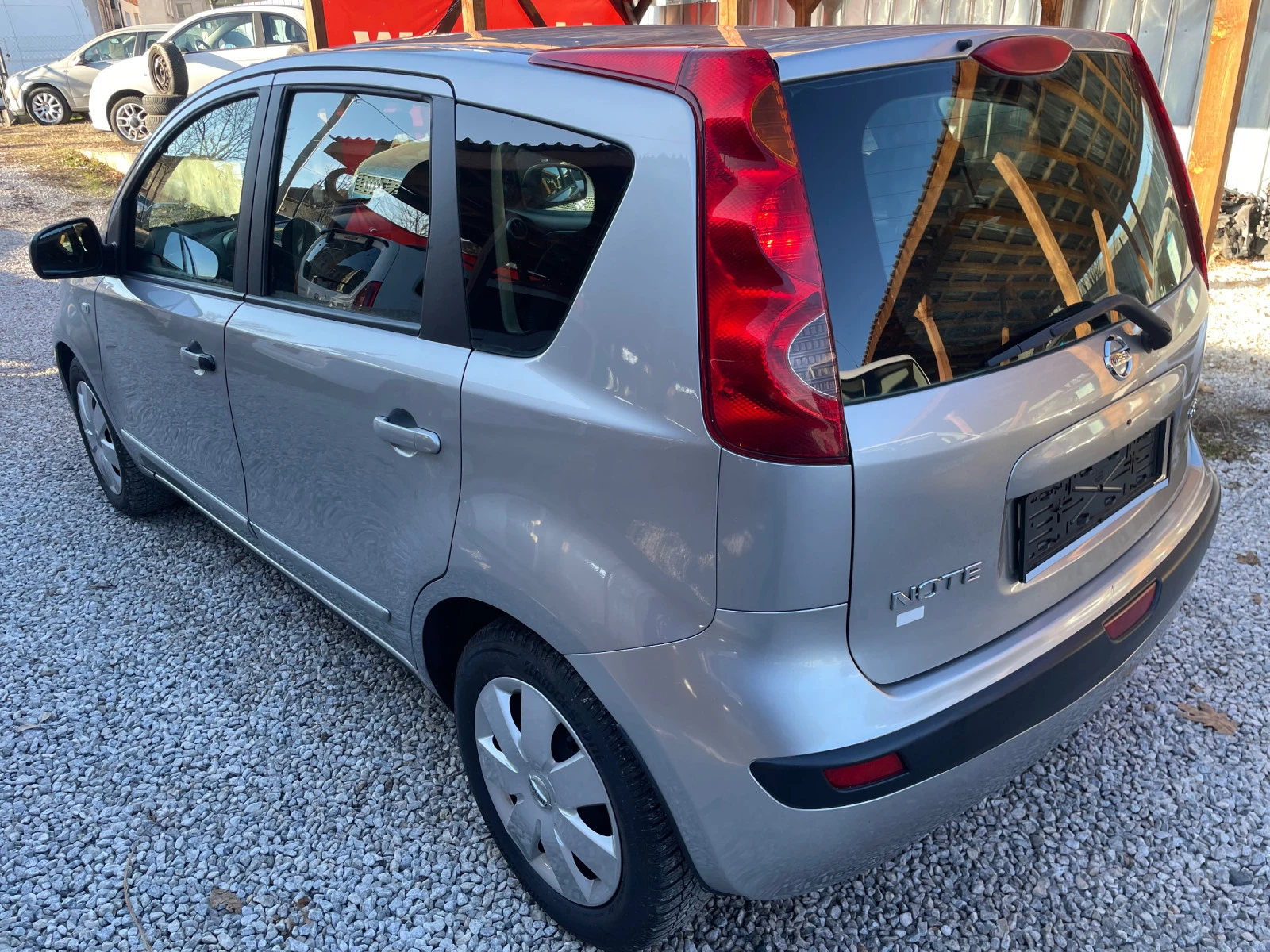 Nissan Note 1.5 DCI - изображение 4