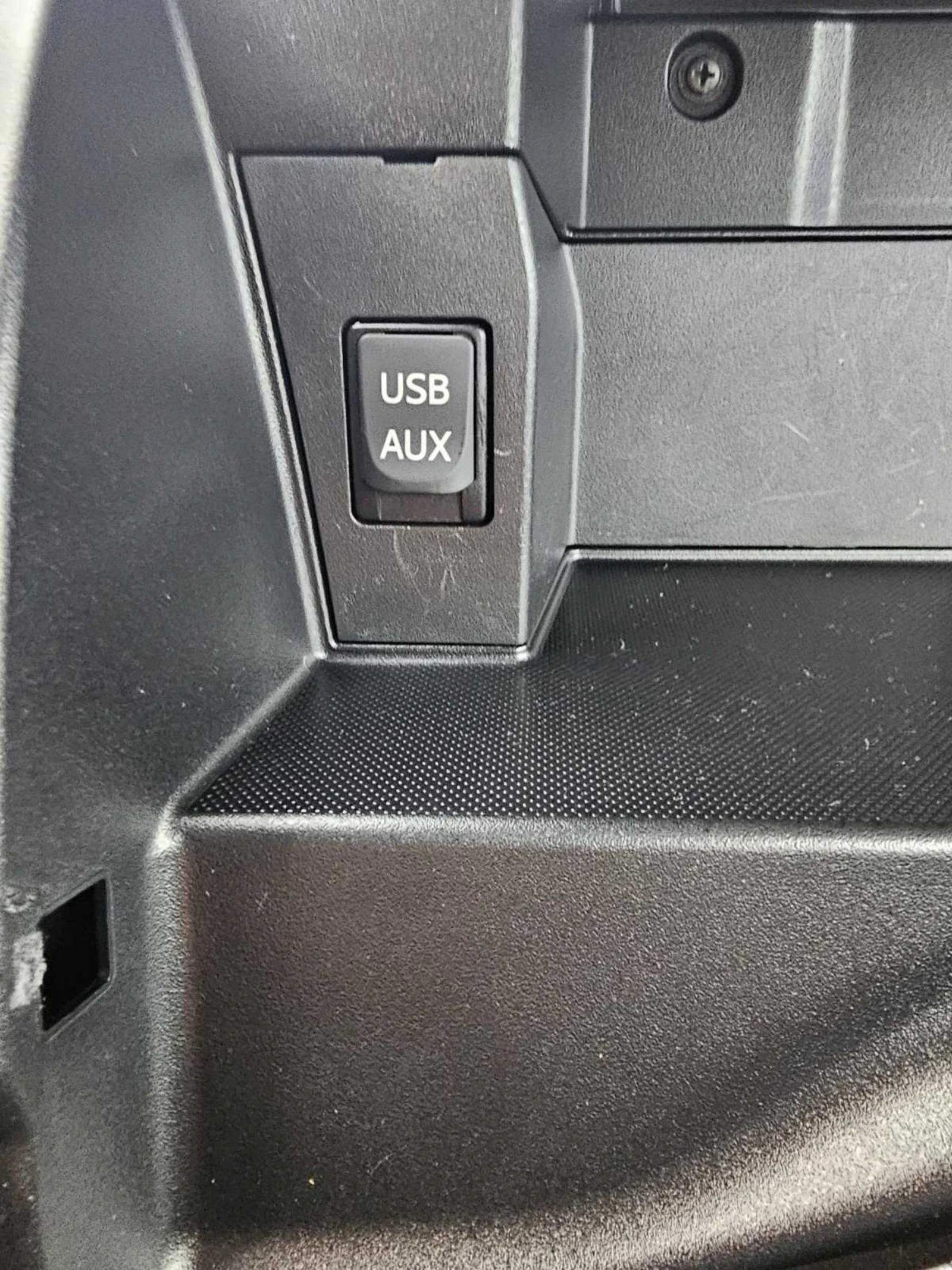 Toyota Auris 1.4D-4D/90../FACELIFT | Mobile.bg   16