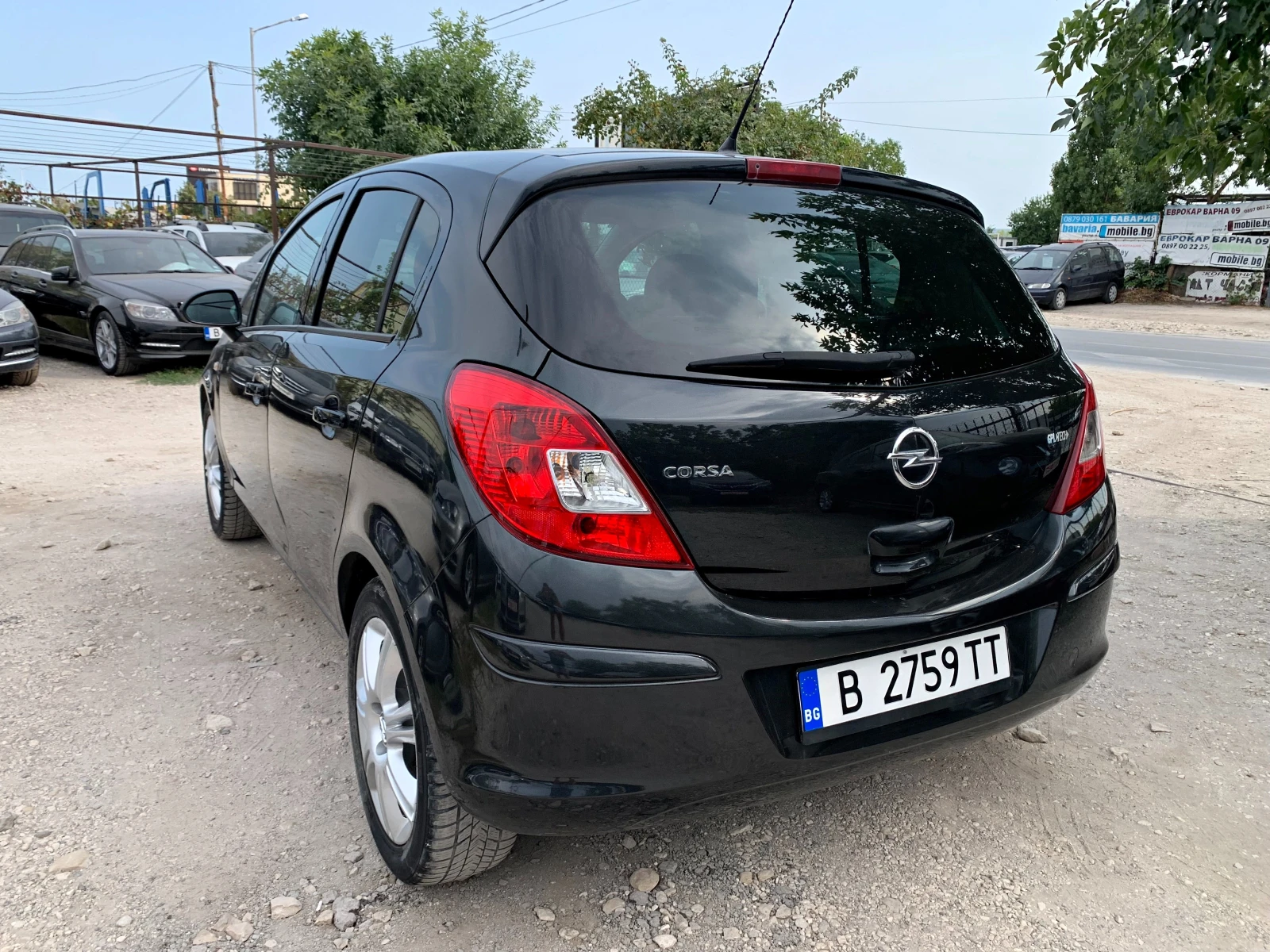 Opel Corsa 1.2i З.Г.ИНЖЕКЦИОН - изображение 3