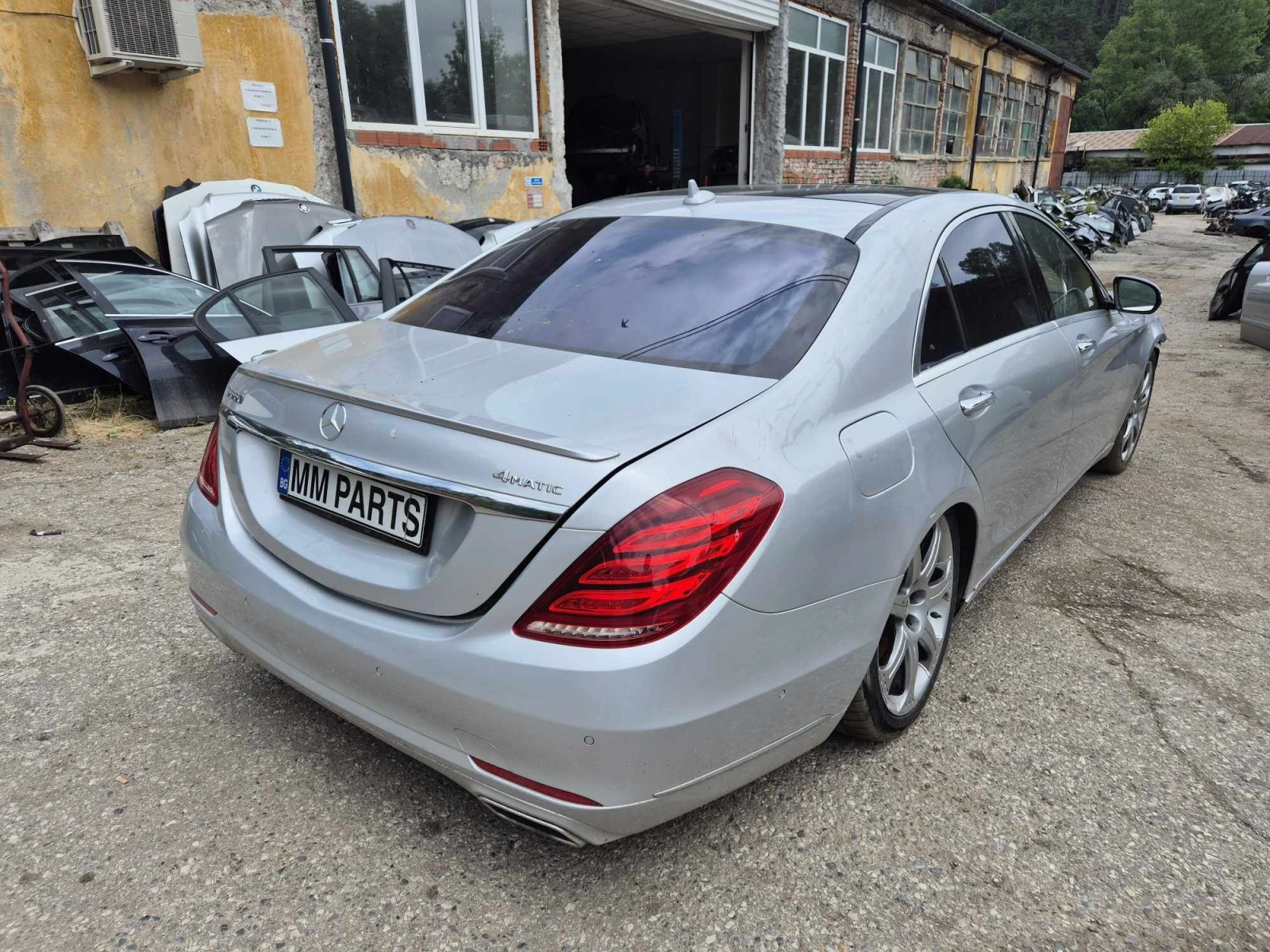 Mercedes-Benz S 550 2бр. 550/350 4 Matik Long - изображение 3