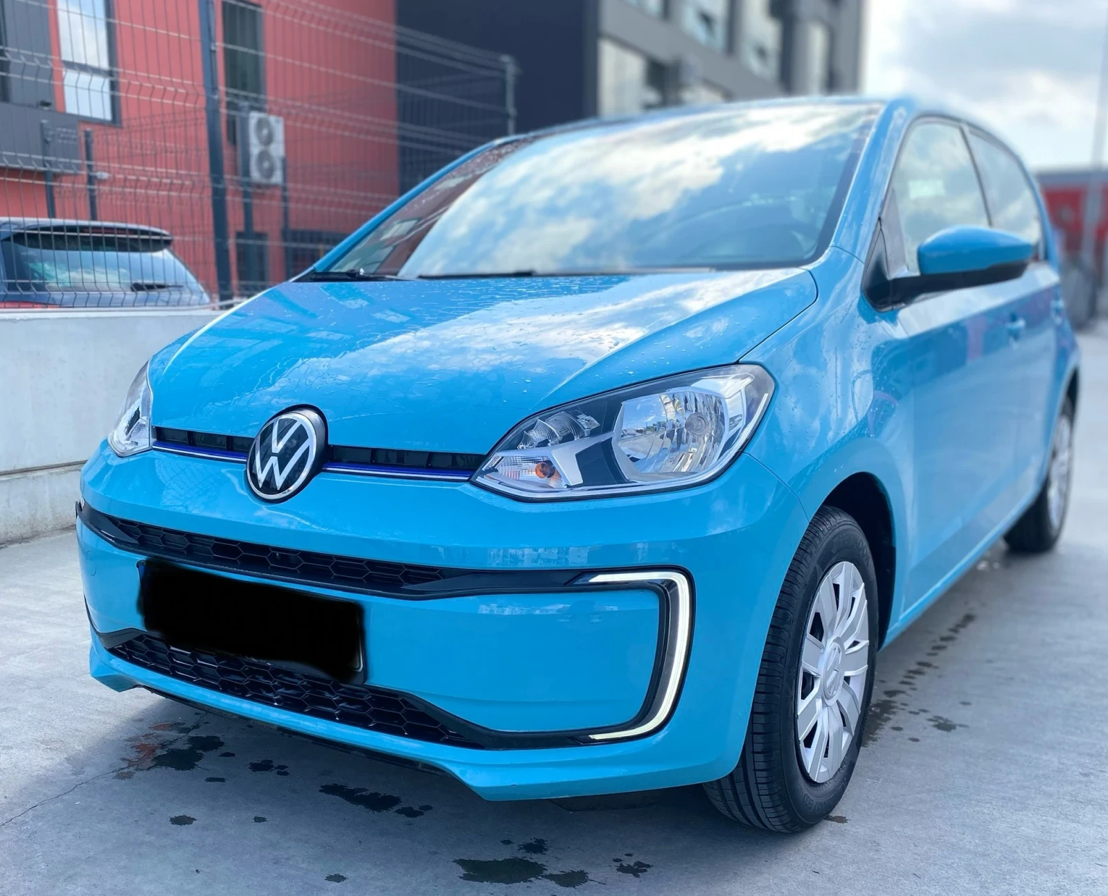 VW Up CCS 36.8Kw 9600km като НОВ !!! - изображение 2