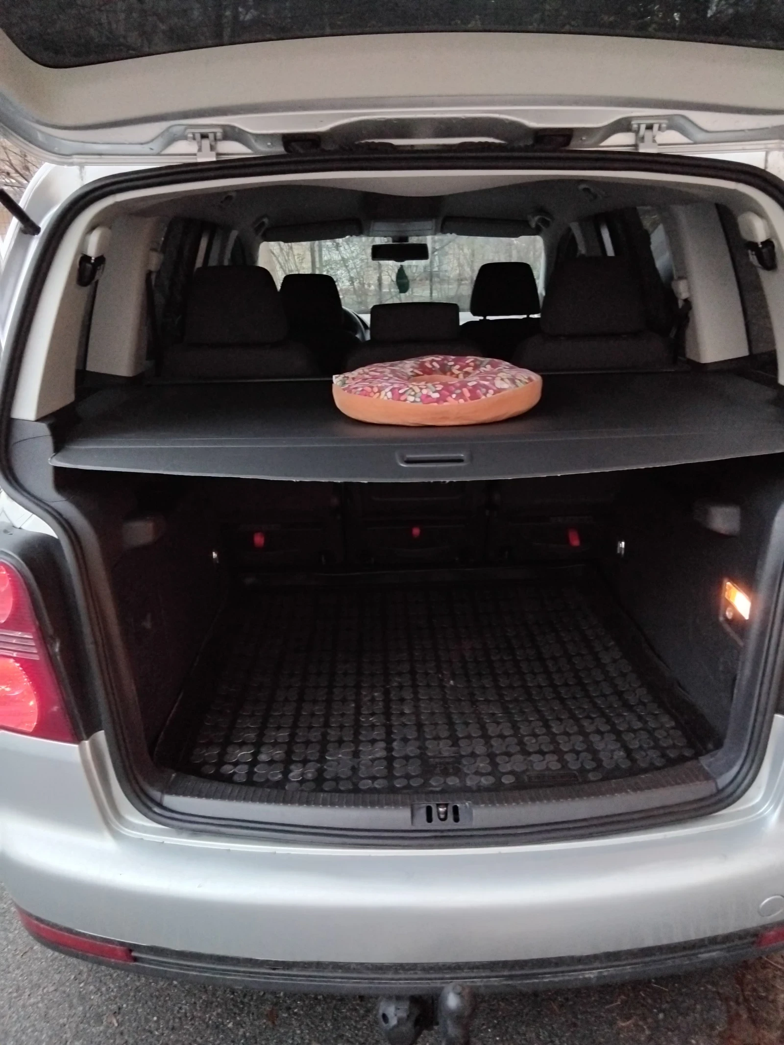 VW Touran  - изображение 7