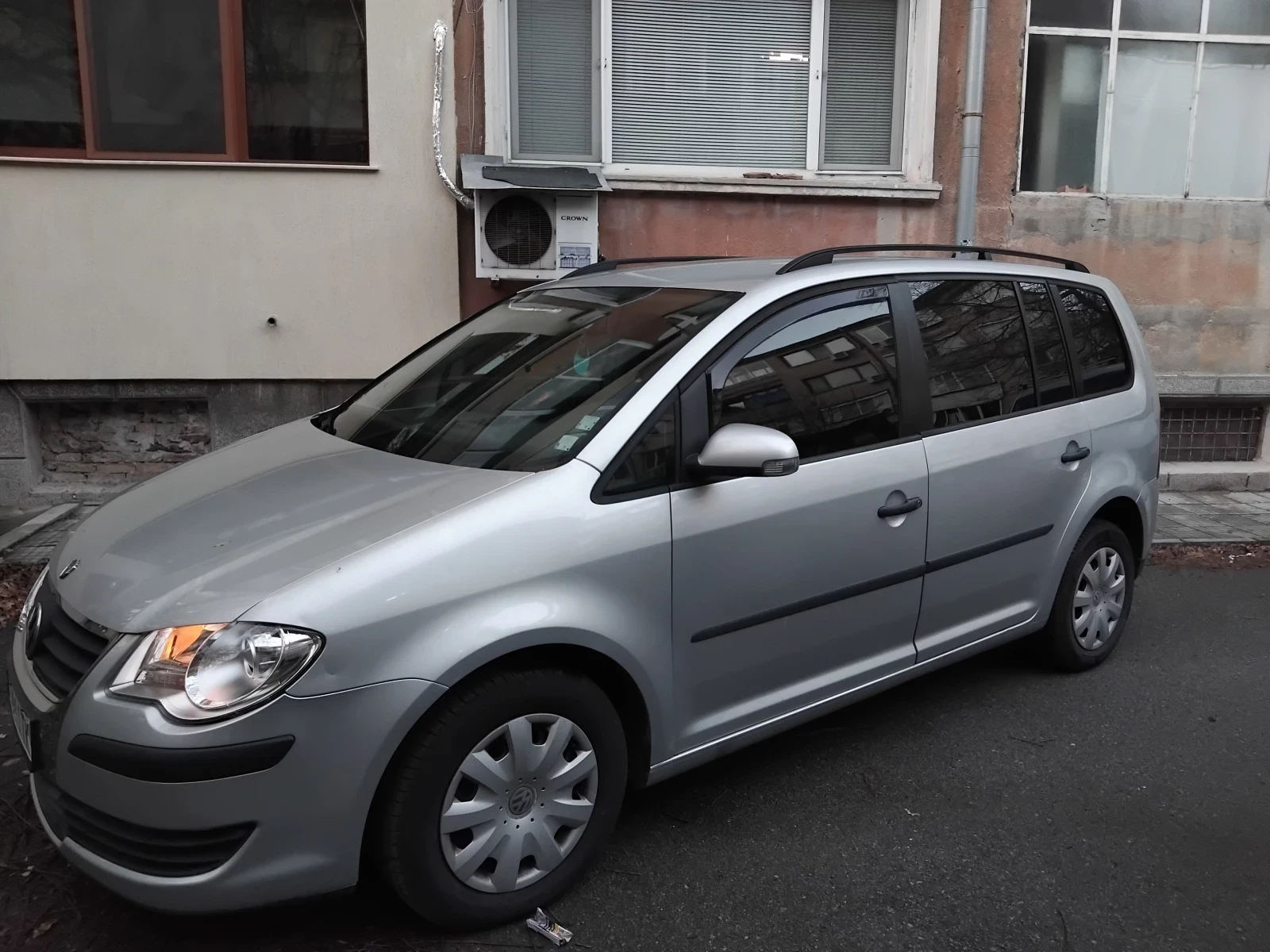 VW Touran  - изображение 10