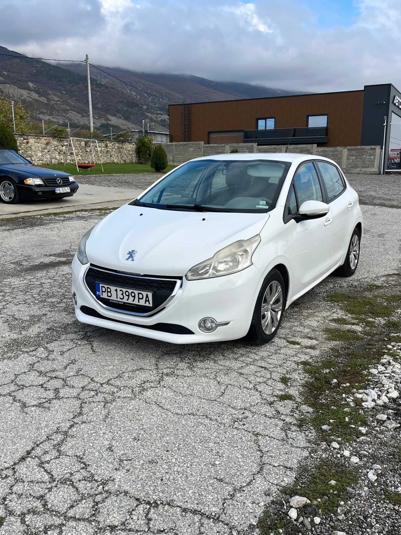 Peugeot 208 1.4  - изображение 3