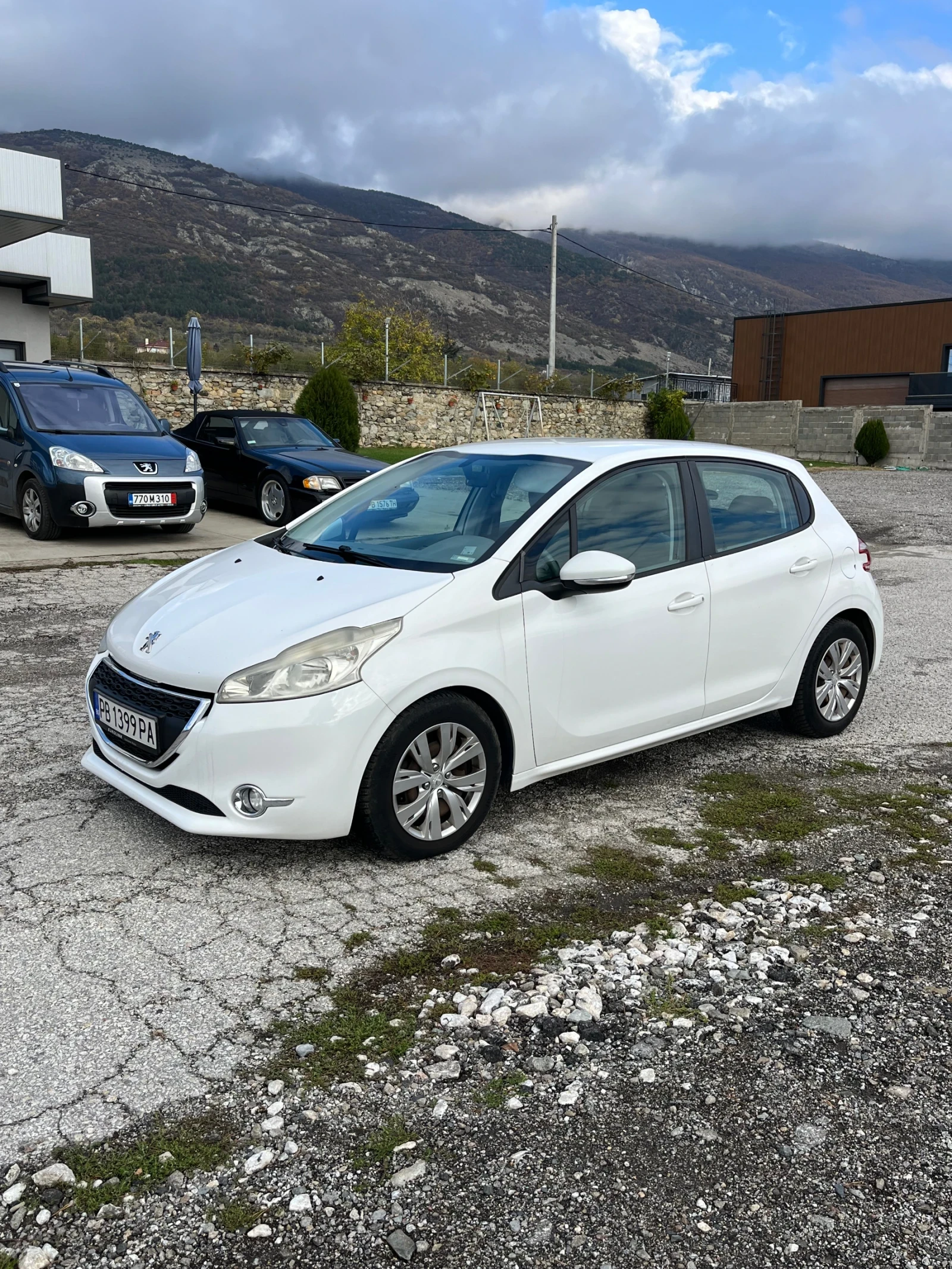 Peugeot 208 1.4  - изображение 4