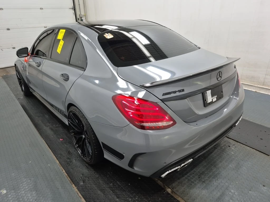 Mercedes-Benz C 63 AMG S  CARFAX - изображение 4