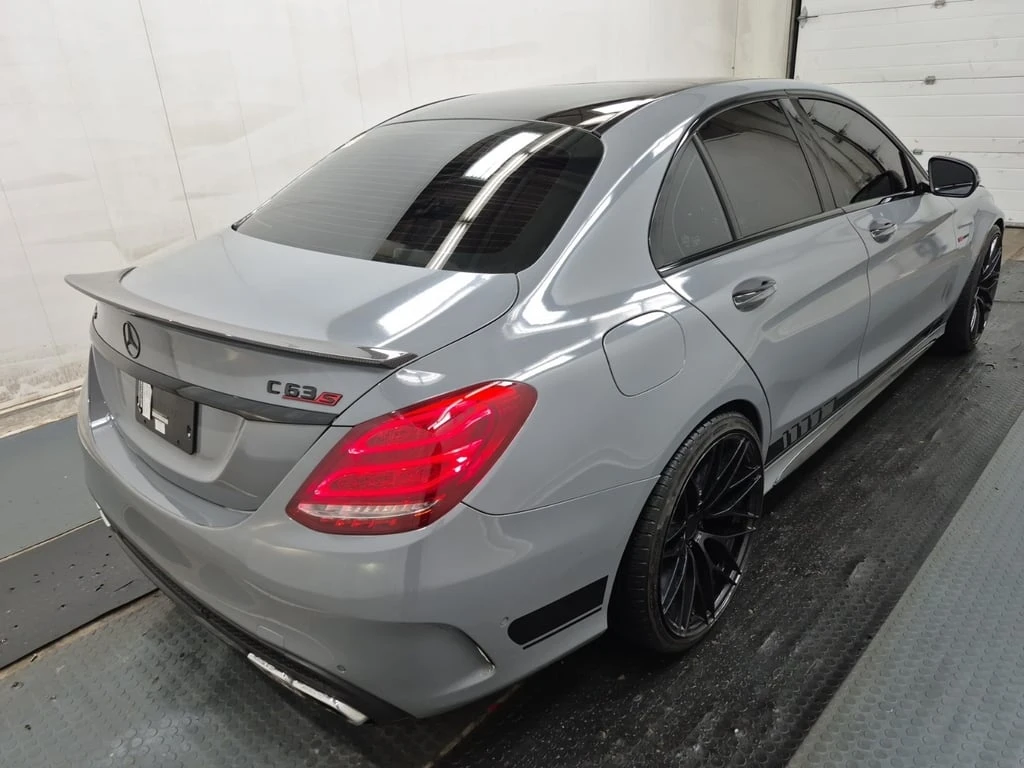 Mercedes-Benz C 63 AMG S  CARFAX - изображение 3