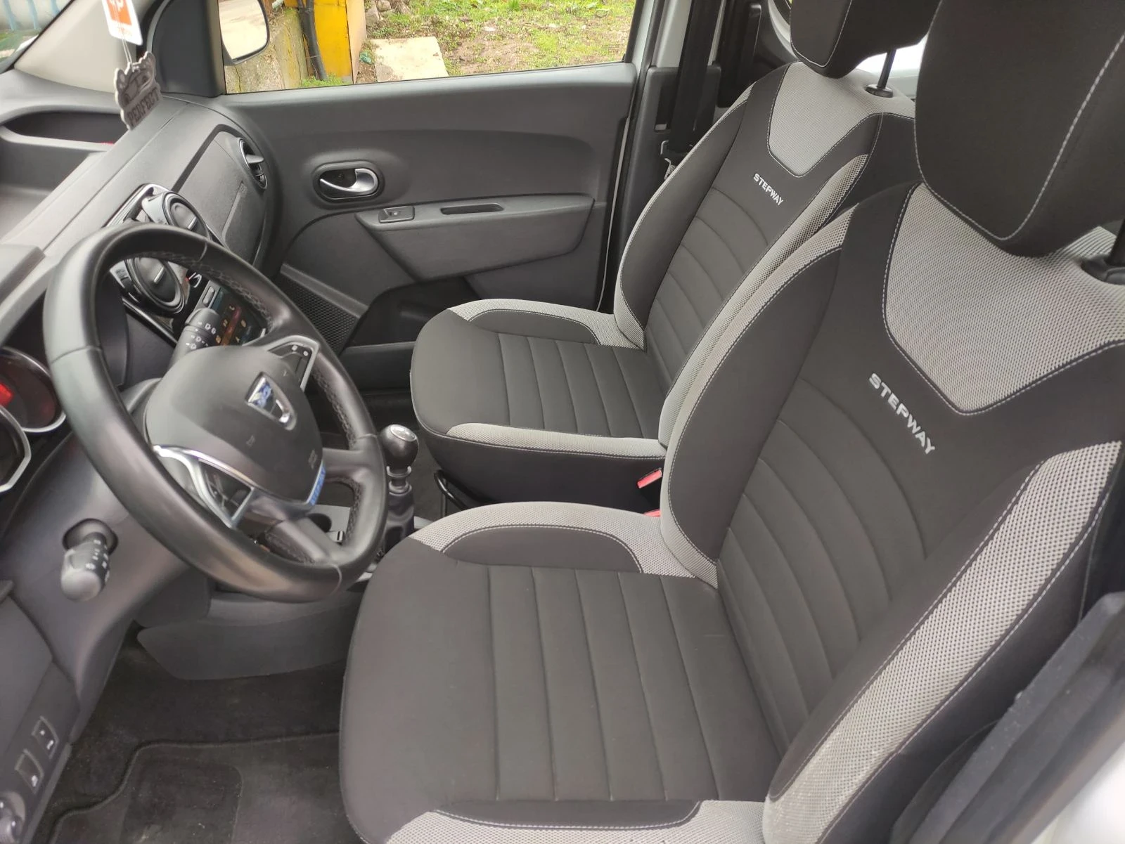 Dacia Dokker 1.5 DCI stepway  - изображение 5