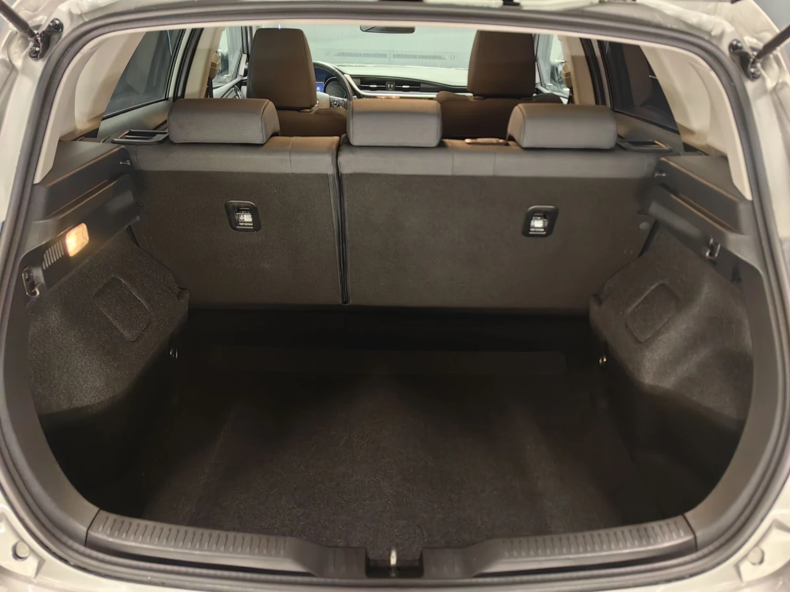 Toyota Auris 1.2* 116PS* FACE* GERMANY* AVTOMAT* 40000KM*  | Mobile.bg � ����������� 13