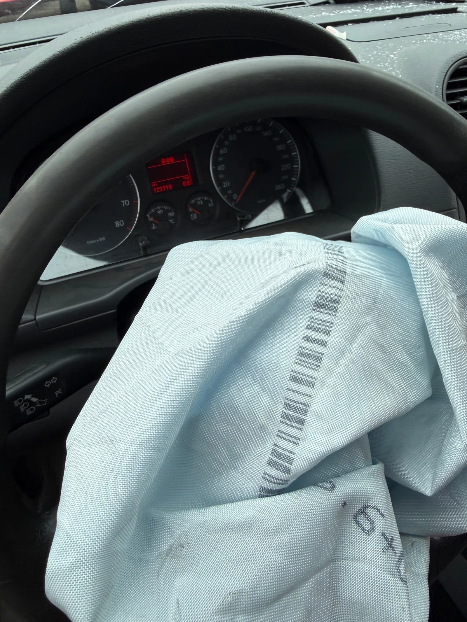 VW Caddy 2.0 Метан, снимка 6 - Автомобили и джипове - 54004440