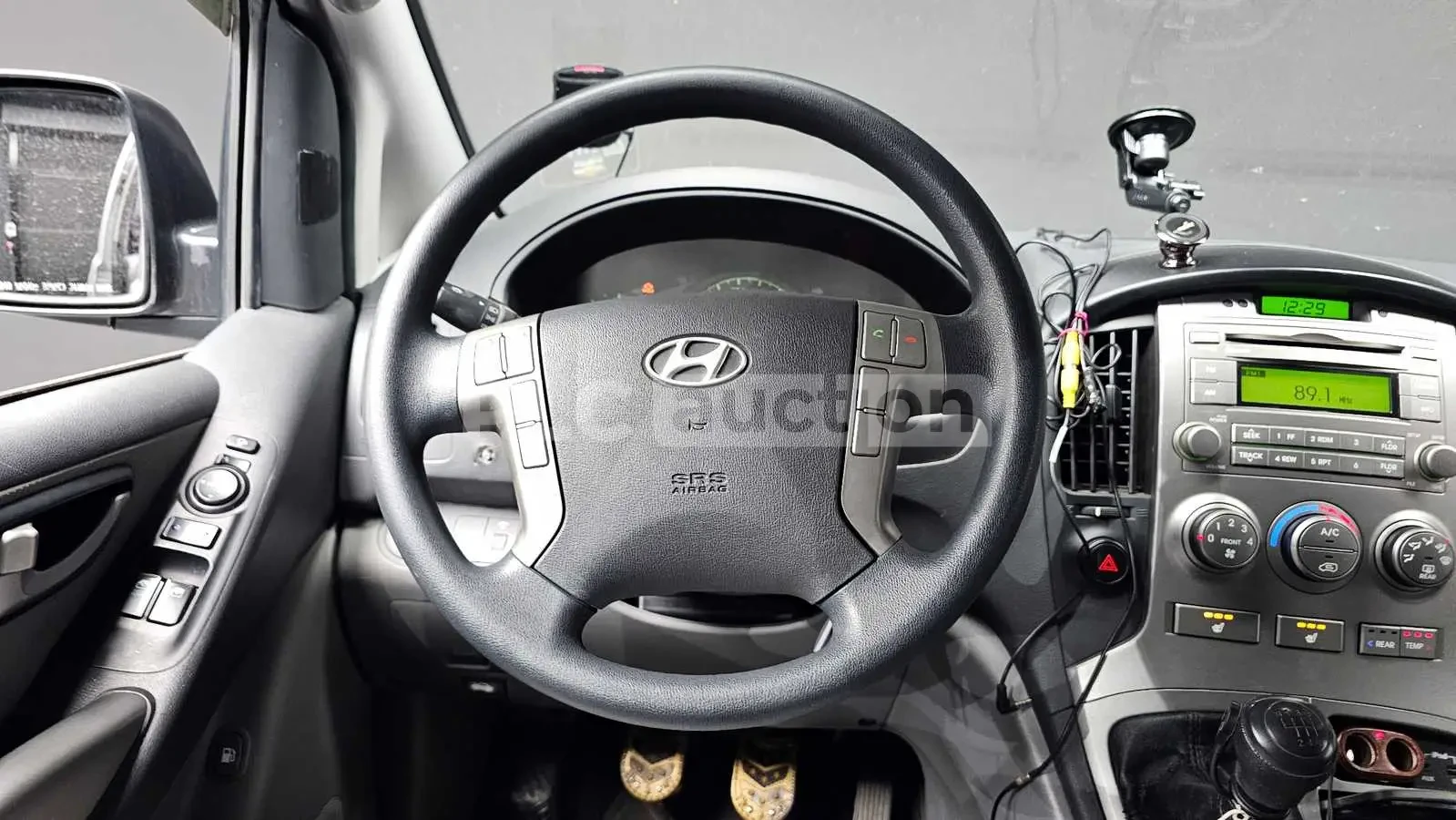 Hyundai Starex, снимка 11 - Автомобили и джипове - 54108472