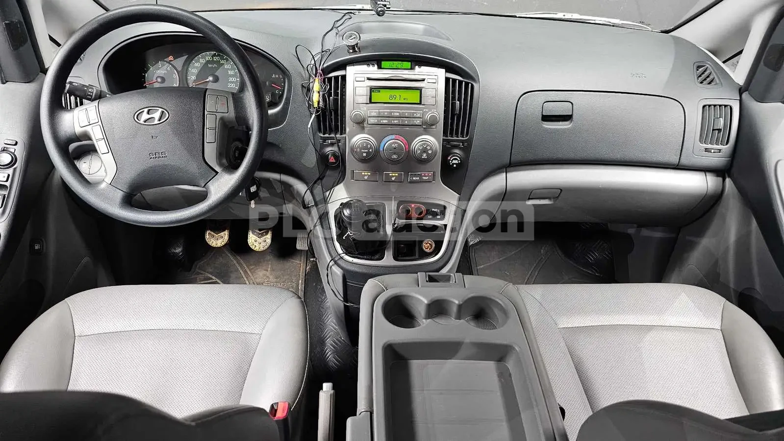 Hyundai Starex, снимка 5 - Автомобили и джипове - 54108472