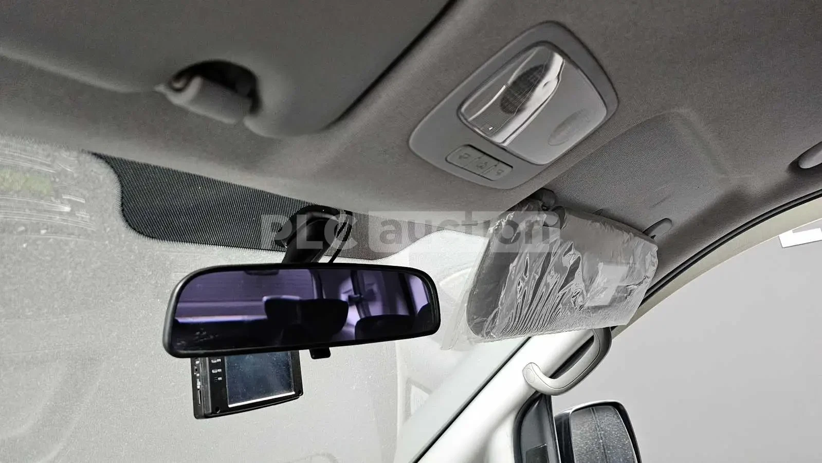 Hyundai Starex, снимка 15 - Автомобили и джипове - 54108472