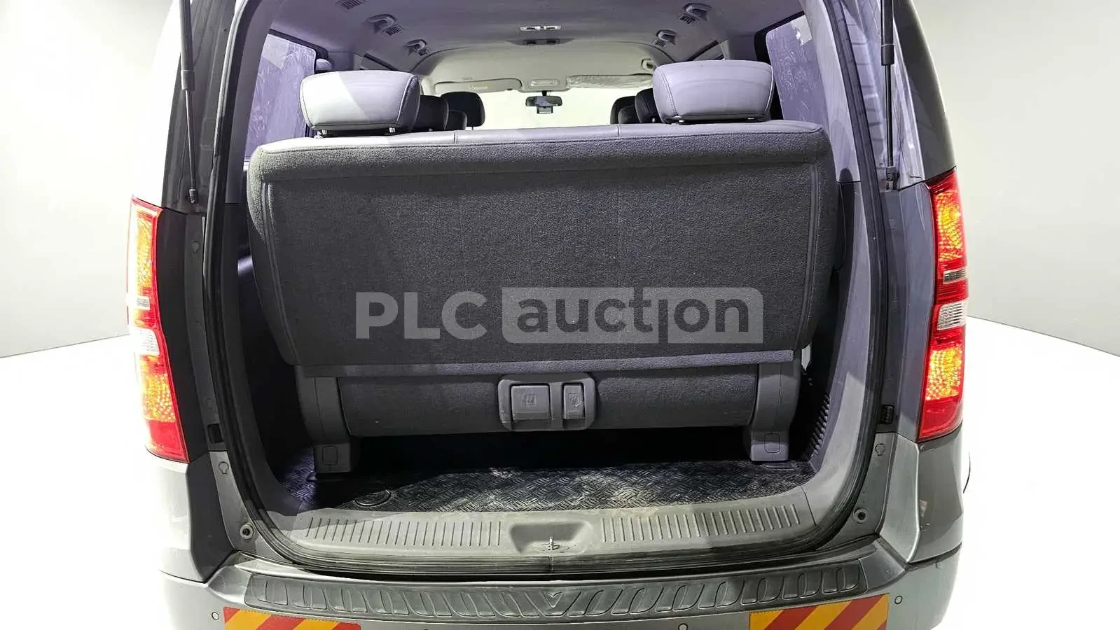 Hyundai Starex, снимка 16 - Автомобили и джипове - 54108472