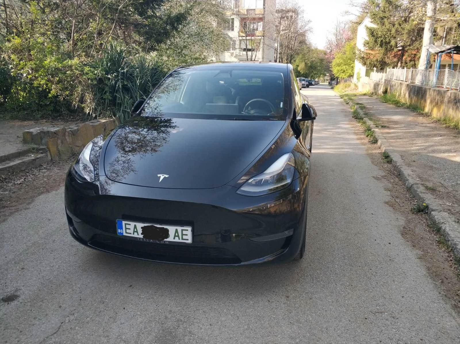 Tesla Model Y Dual Motor, снимка 2 - Автомобили и джипове - 54239364