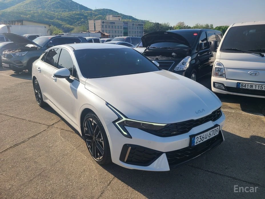 Kia K5, снимка 2 - Автомобили и джипове - 54359538