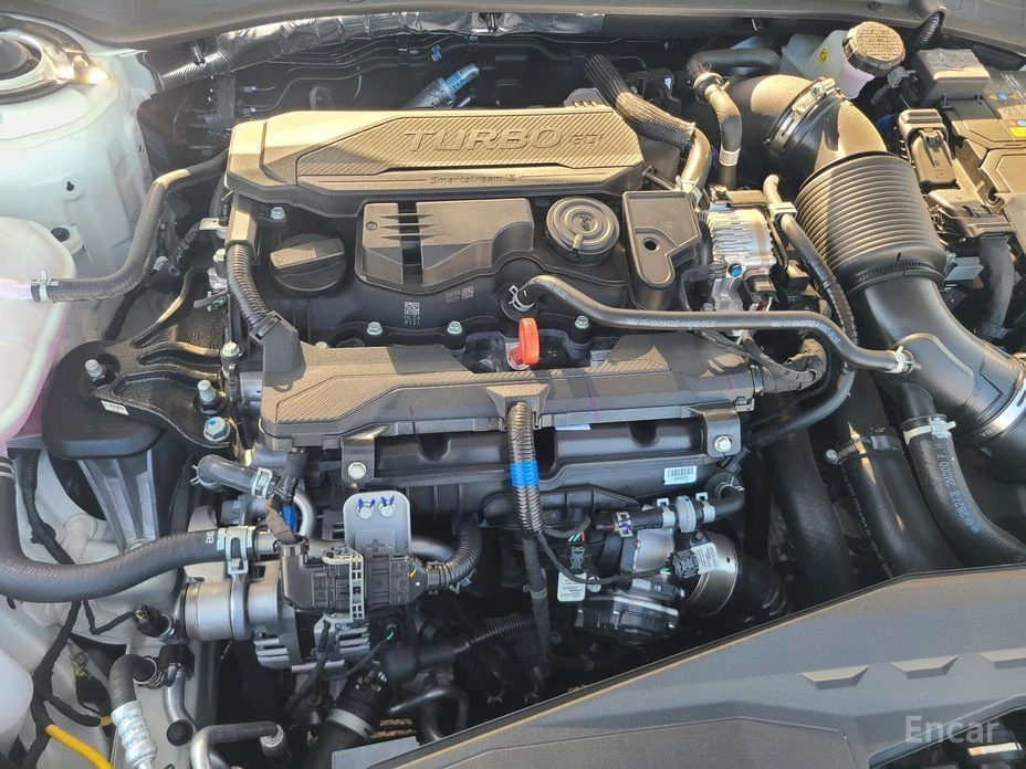 Kia K5, снимка 9 - Автомобили и джипове - 54359538