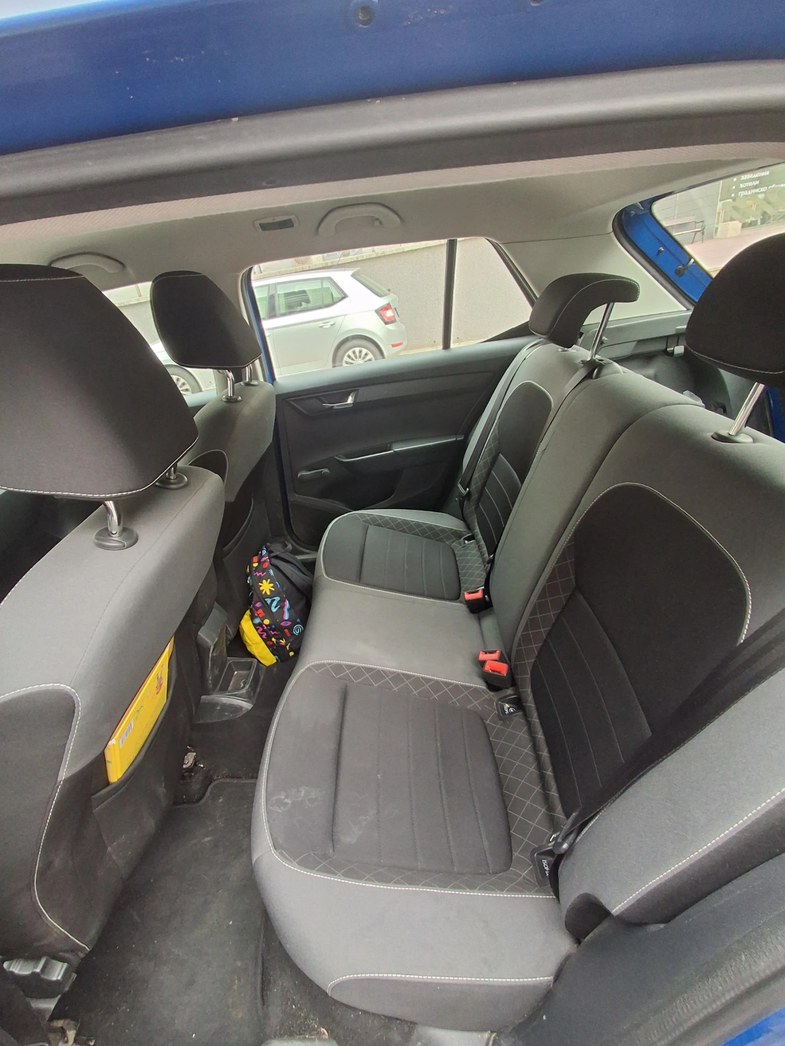 Skoda Fabia 1.0 MPI, снимка 6 - Автомобили и джипове - 54773716