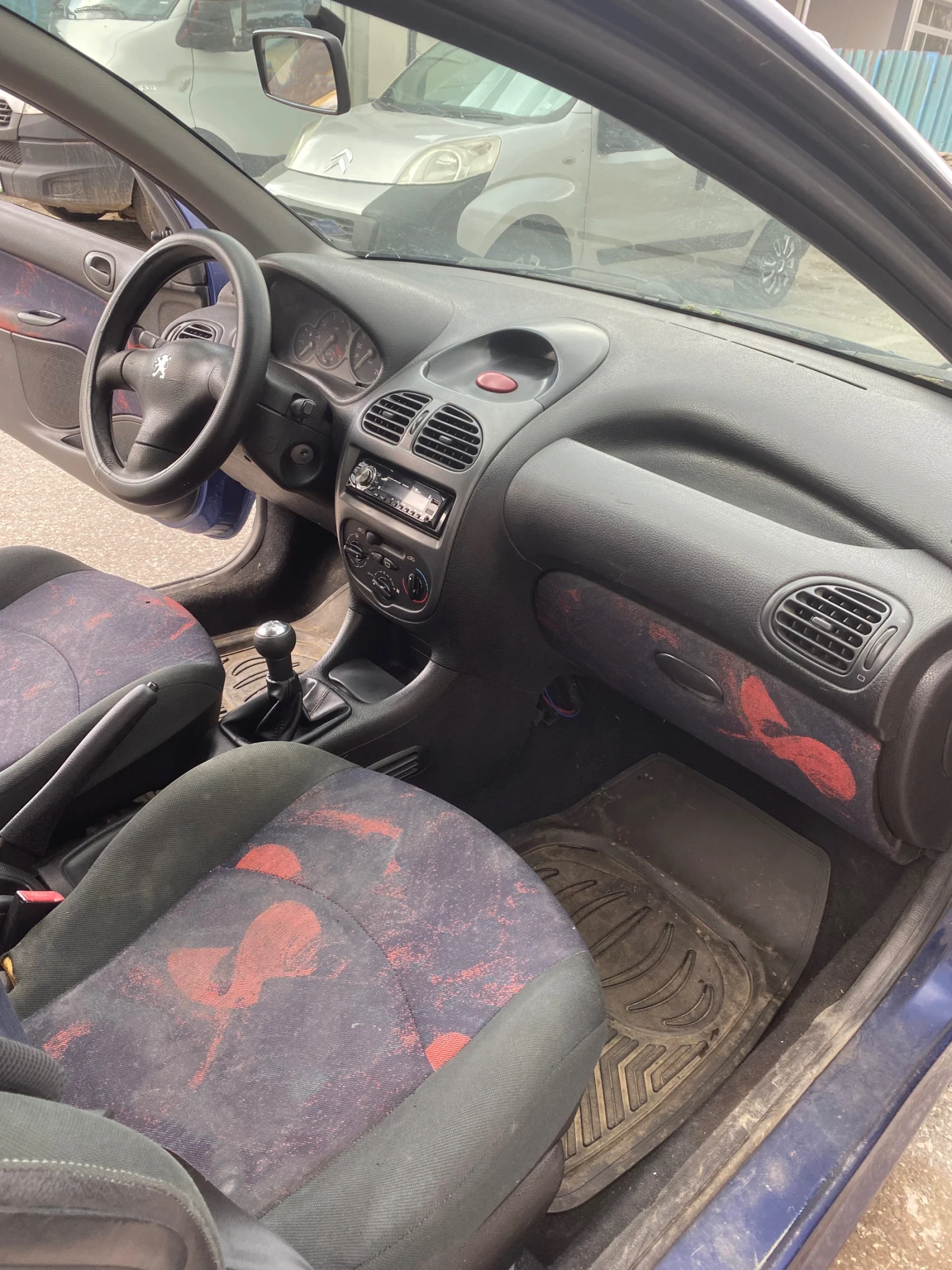 Peugeot 206, снимка 7 - Автомобили и джипове - 55008198