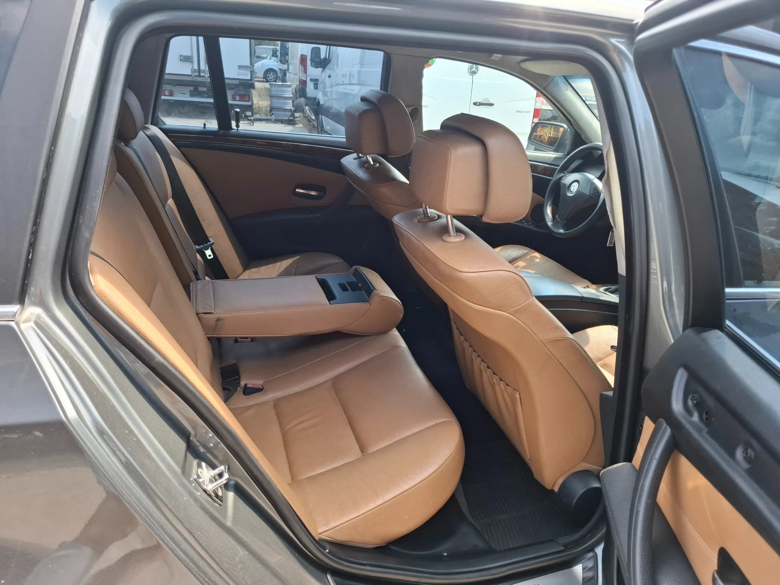 BMW 525 2.5D Navi Кожа Атопилот, снимка 9 - Автомобили и джипове - 55142609