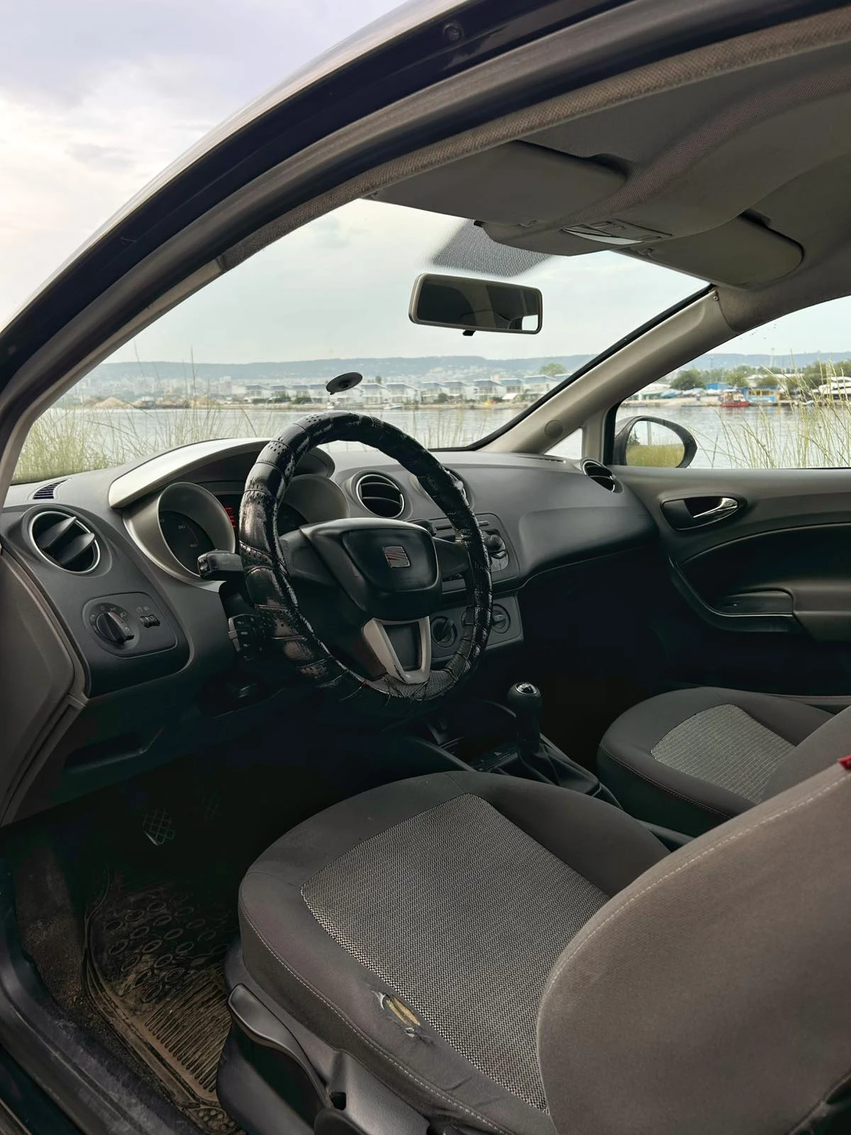 Seat Ibiza 1.4 TDI, снимка 7 - Автомобили и джипове - 55317159