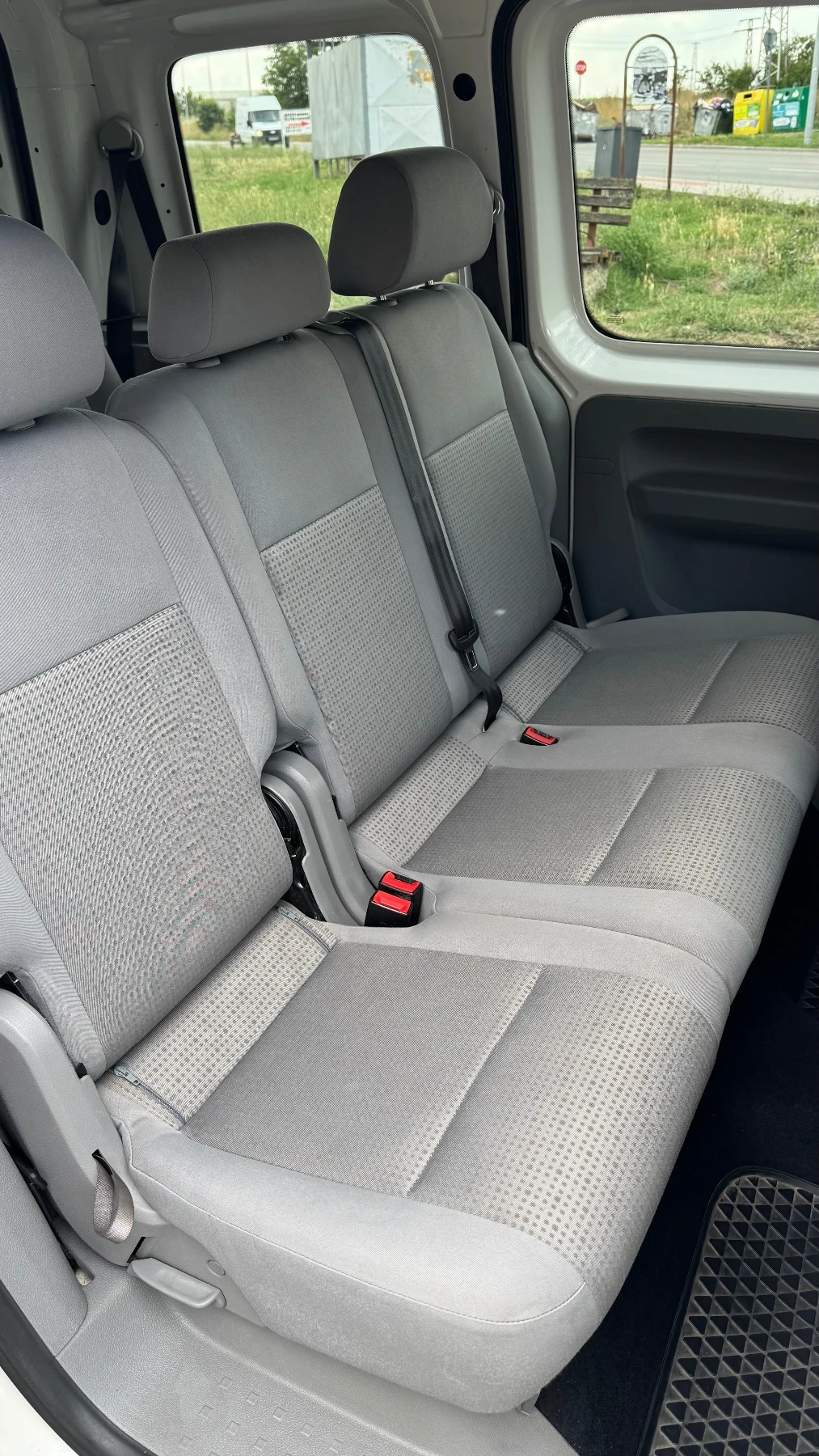 VW Caddy 2.0 ecofuel 72000 km 6+ 1 | Mobile.bg � ����������� 7