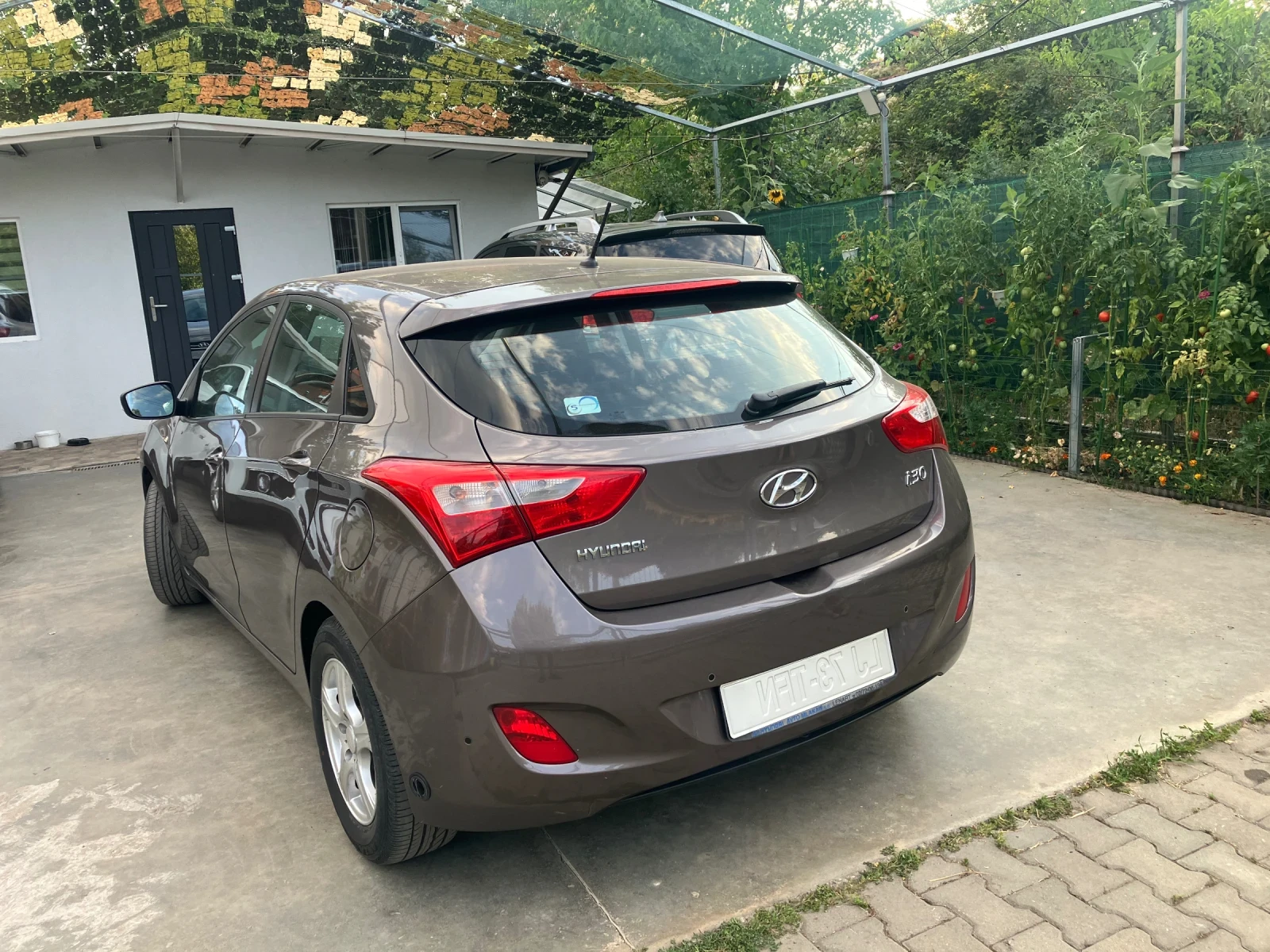 Hyundai I30 1.4MPi/Газ, снимка 3 - Автомобили и джипове - 55755359