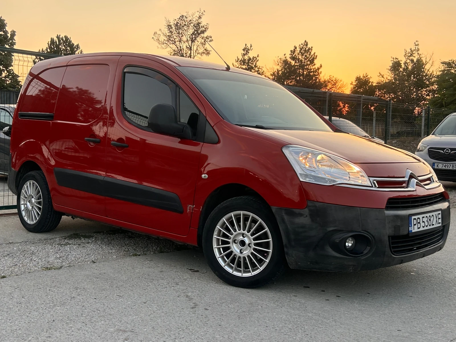 Citroen Berlingo, снимка 6 - Автомобили и джипове - 55564804