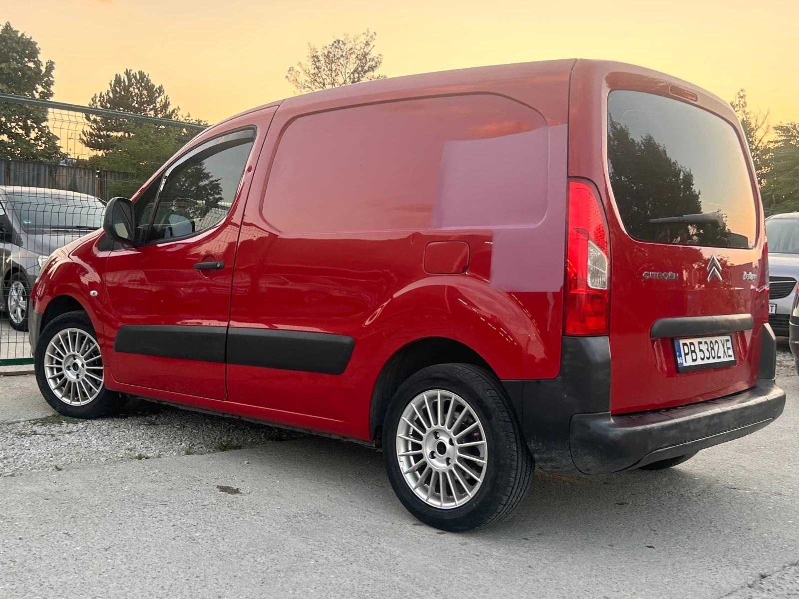 Citroen Berlingo, снимка 3 - Автомобили и джипове - 55564804