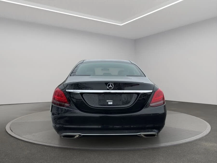 Mercedes-Benz C 300 * 4MATIC* ПАНО* KEYLESS* Camera* ПОДГРЕВ* , снимка 7 - Автомобили и джипове - 55586181