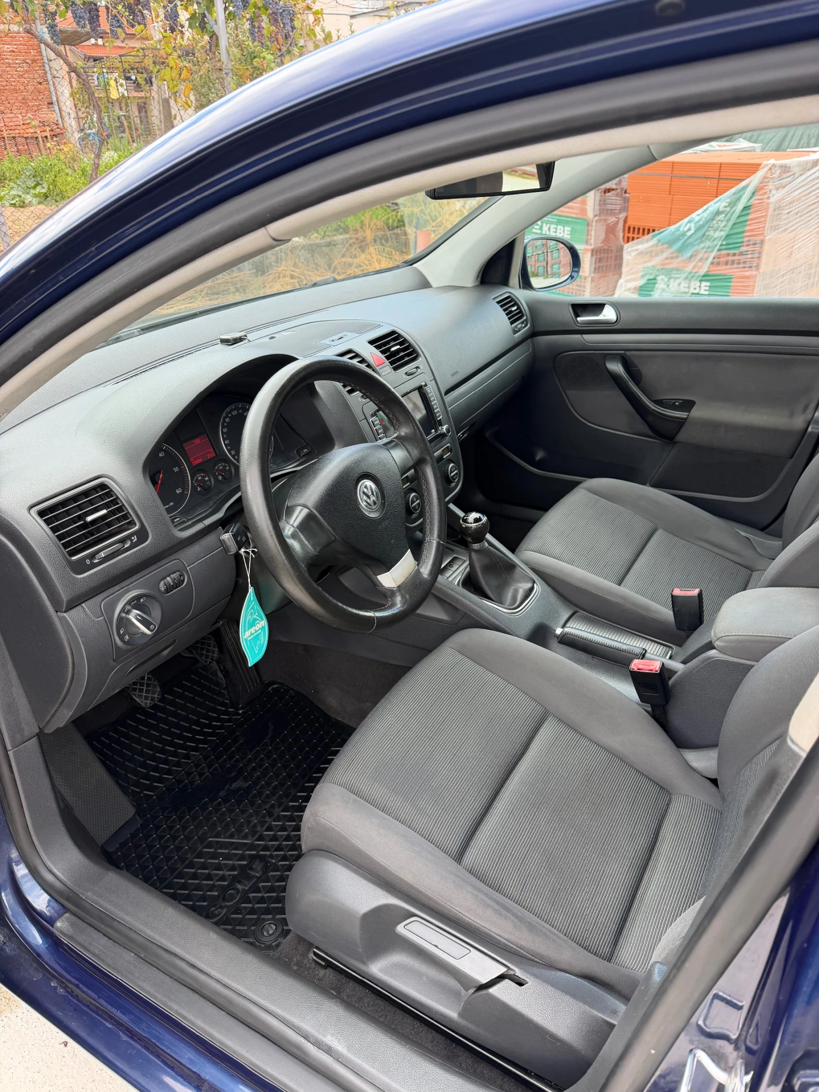 VW Golf 1.9тди 105 евро 4, снимка 8 - Автомобили и джипове - 56200397