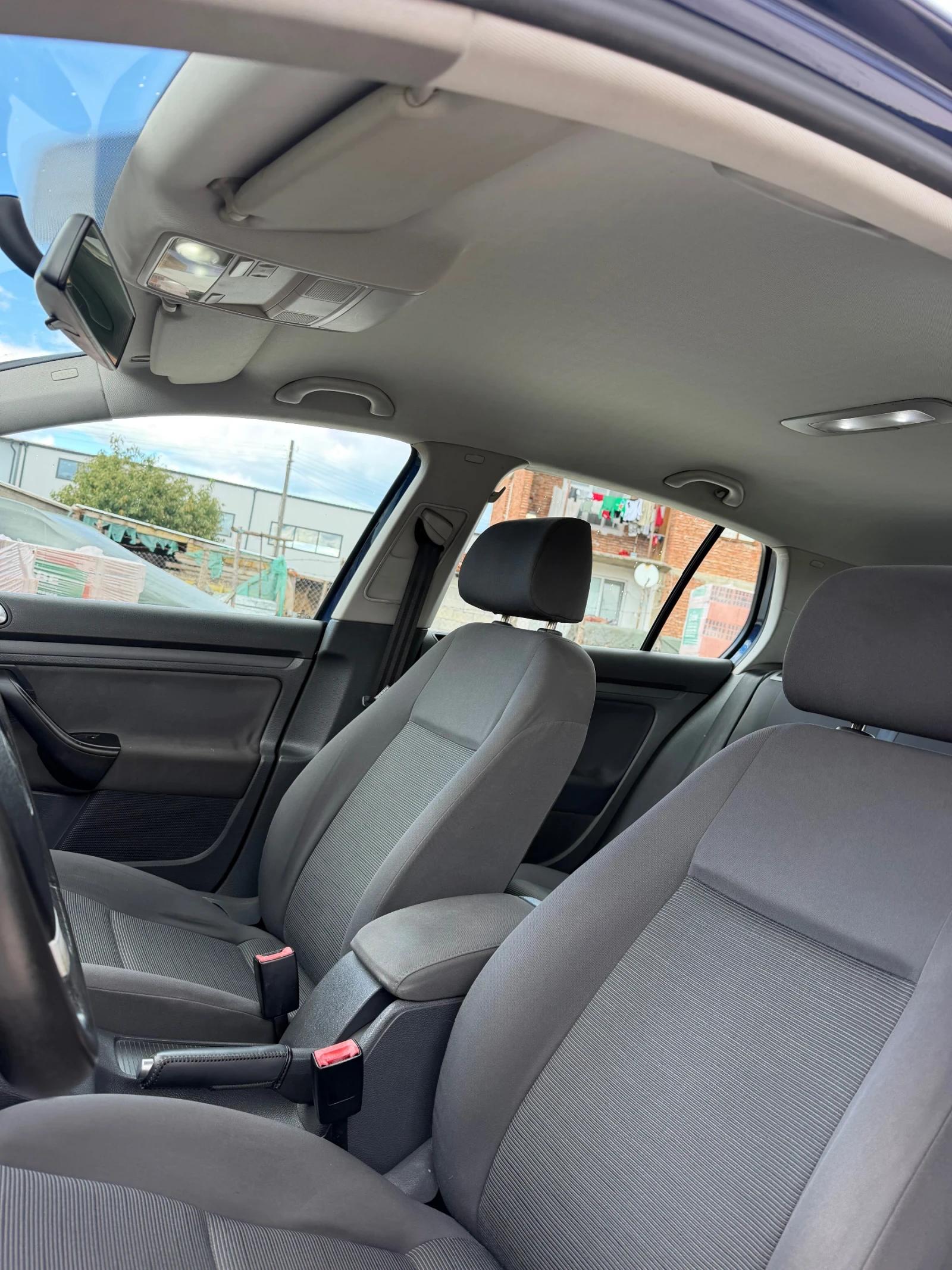 VW Golf 1.9тди 105 евро 4, снимка 9 - Автомобили и джипове - 56200397