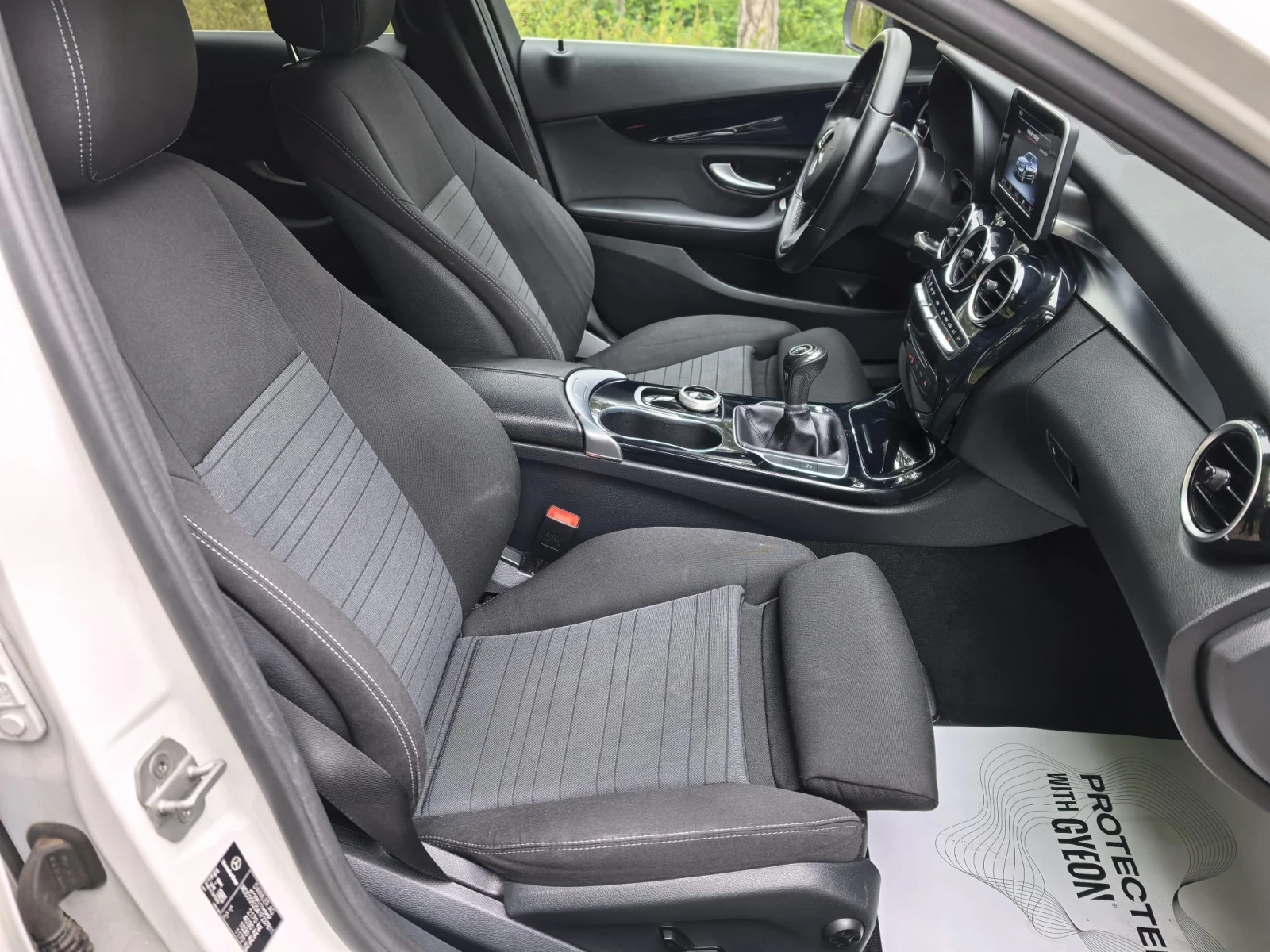 Mercedes-Benz C 220 Euro 6 * LED * Distronic, снимка 15 - Автомобили и джипове - 56299313