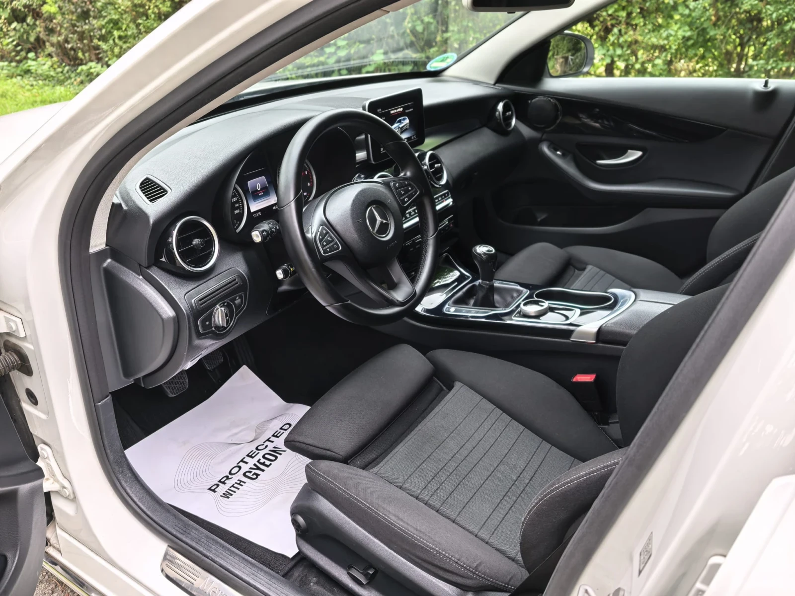 Mercedes-Benz C 220 Euro 6 * LED * Distronic, снимка 14 - Автомобили и джипове - 56299313