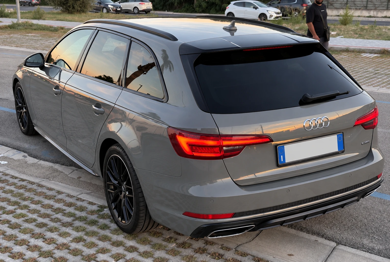 Audi A4 4.0TDI* 190KC* S-LINE* MATRIX* VIRTUAL COCKPIT* NA, снимка 4 - Автомобили и джипове - 56340114