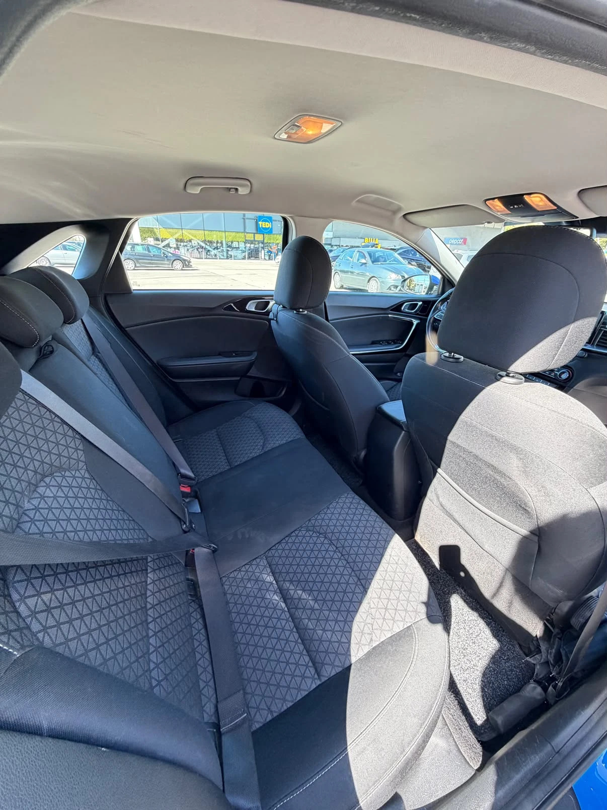 Kia Ceed 1.4, снимка 14 - Автомобили и джипове - 56357818