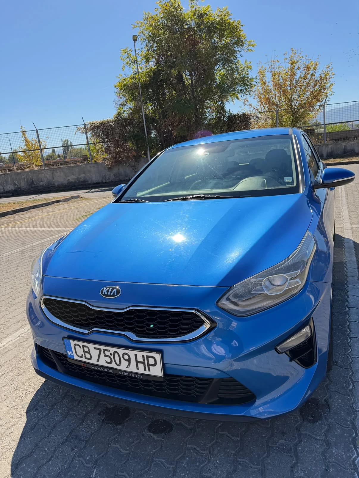 Kia Ceed 1.4, снимка 2 - Автомобили и джипове - 56357818