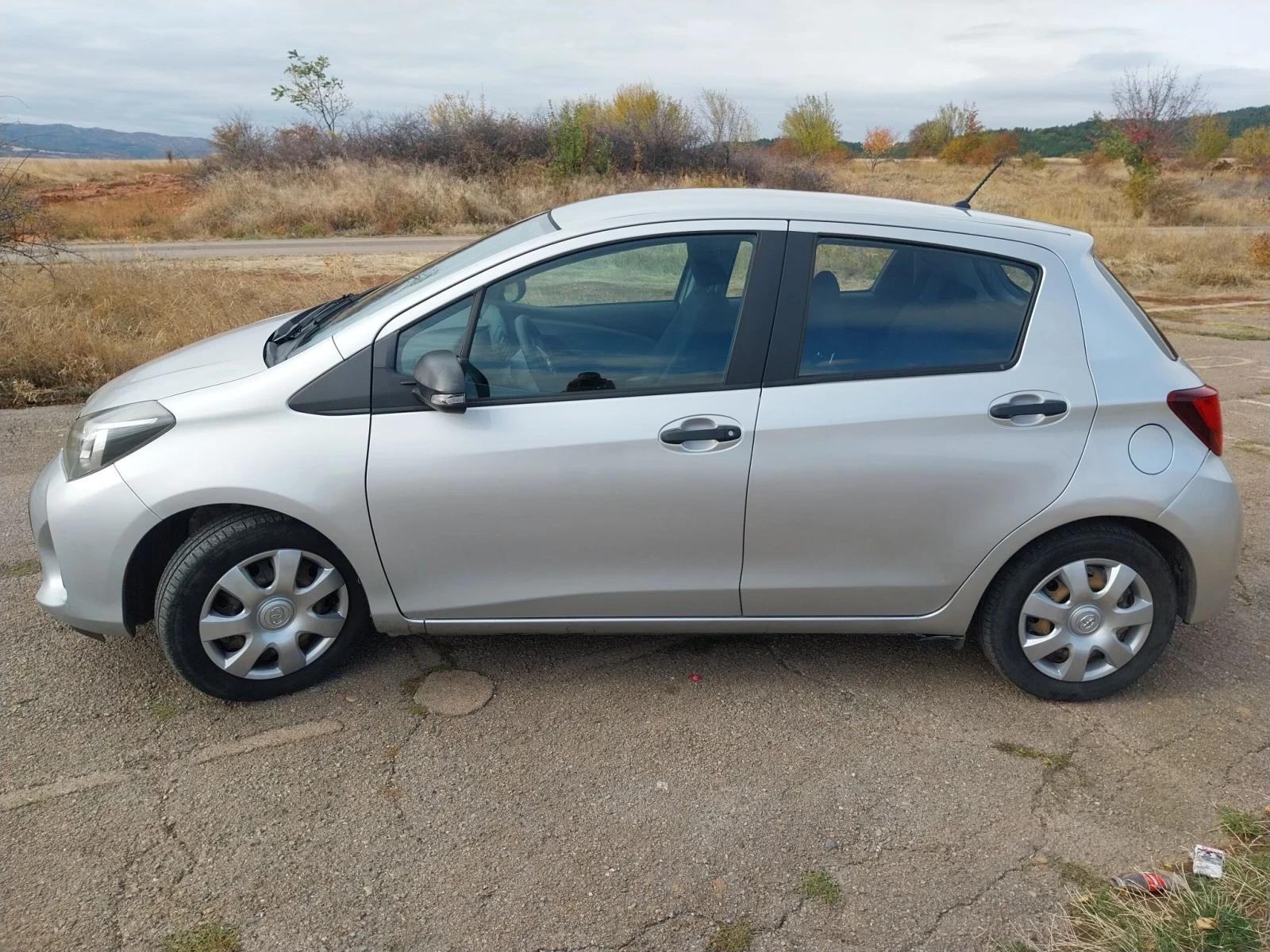 Toyota Yaris, снимка 2 - Автомобили и джипове - 56466729