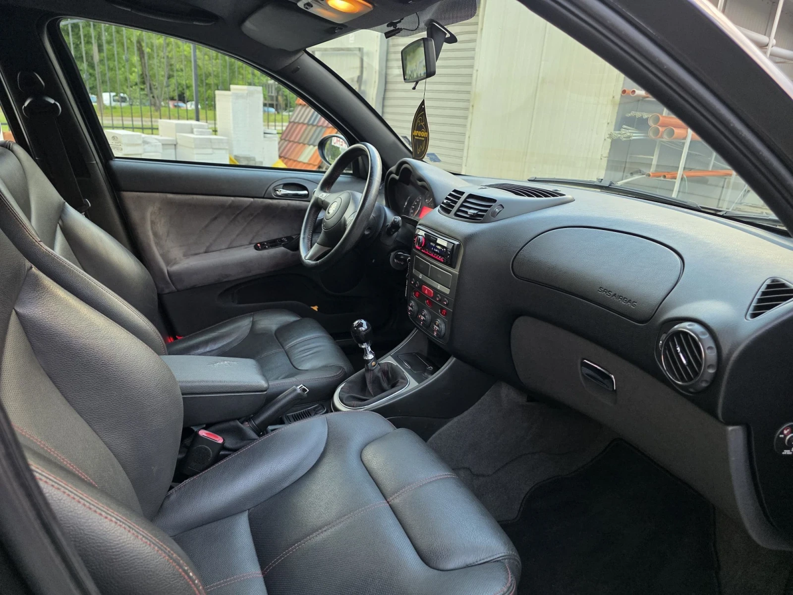 Alfa Romeo 147 Q2, снимка 4 - Автомобили и джипове - 56584111