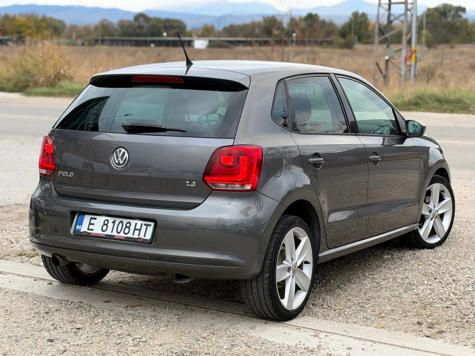 VW Polo 1.4 AVTOMAT, снимка 6 - Автомобили и джипове - 56711839