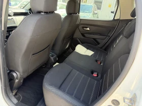 Dacia Duster 1.6i Фабрична Газ - 115к.с. - Топ състояние, снимка 15