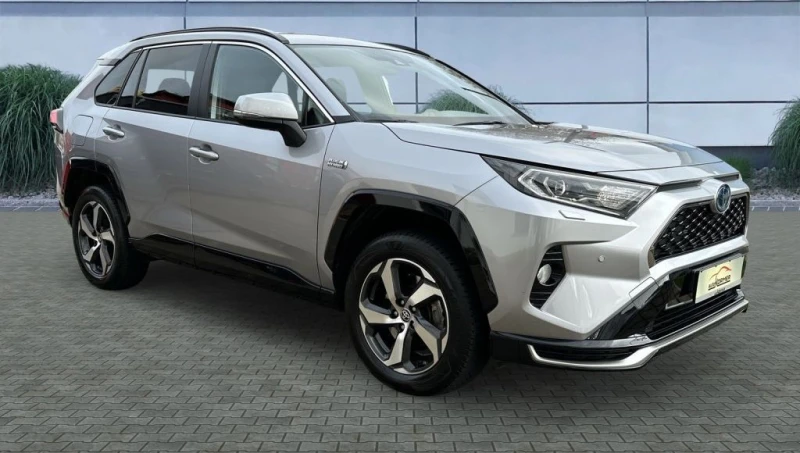 Toyota Rav4 RAV4 plug-in хибрид 4x4, HUD, навигационна система, снимка 1 - Автомобили и джипове - 48010230