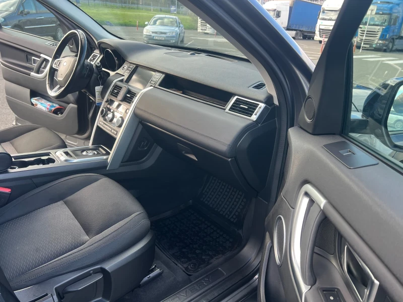 Land Rover Discovery Sport HSE ГАРАНЦИЯ 2 г, снимка 10 - Автомобили и джипове - 52614226
