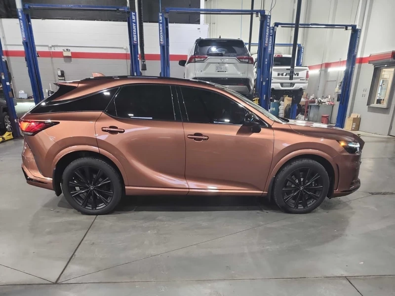 Lexus RX 500h 2023 * CARFAX * БЕЗ ПЪРВОНАЧАЛНА ВНОСКА, снимка 3 - Автомобили и джипове - 52681755